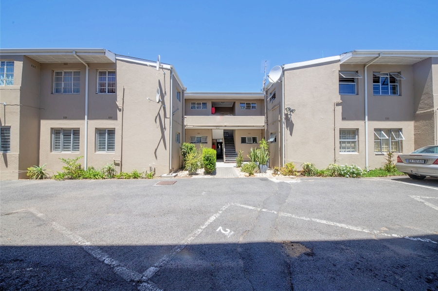 1 Bedroom Property for Sale in Rosebank Western Cape